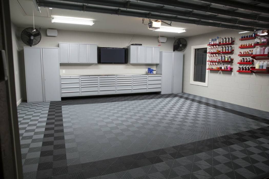 image of Slate Grey and Jet Black Swisstrax Modular Flooring