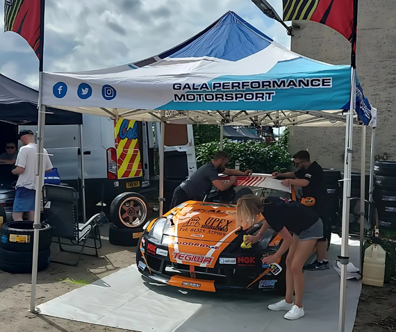 gala performance motorsport orange nissan 350z prep
