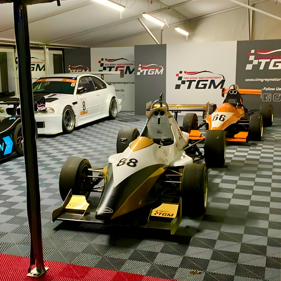 formula car pit wall
